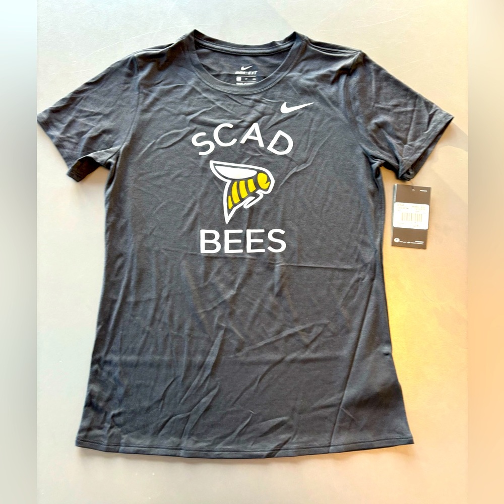 New Nike SCAD Bees Women’s Small T-Shirt Size S Tee Shirt NWT Dry Cycling
